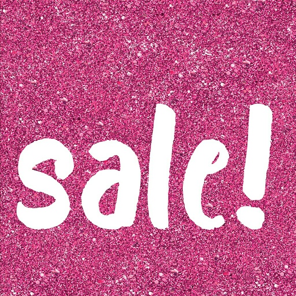 Closer clear out sale over half the inventory  $5 - Picture 1 of 1